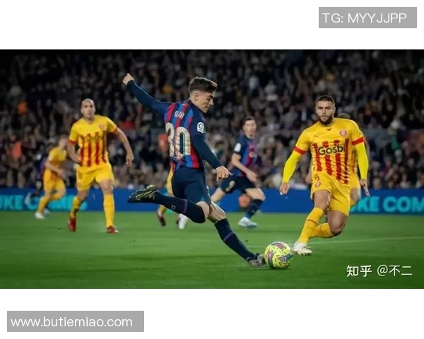 杭州足球队在奥运会积分榜上以52分稳居第一名展现强大实力