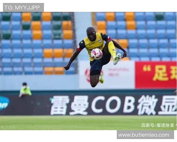 重庆羽毛球队阵地战革新探索：提升竞技水平与团队协作的新策略